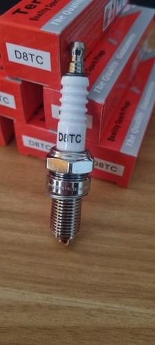 D8tc spark plug for - 2x,
